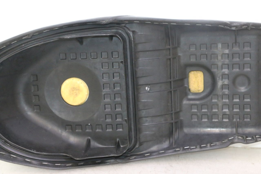 photo de SIODŁO HONDA SH 125 (2001 - 2003) - Inny kąt widzenia