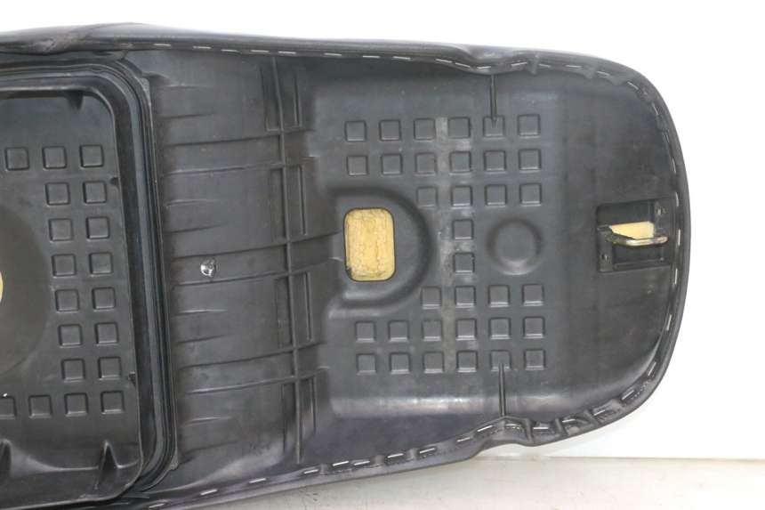 photo de SIODŁO HONDA SH 125 (2001 - 2003) - Zbliżenie techniczne
