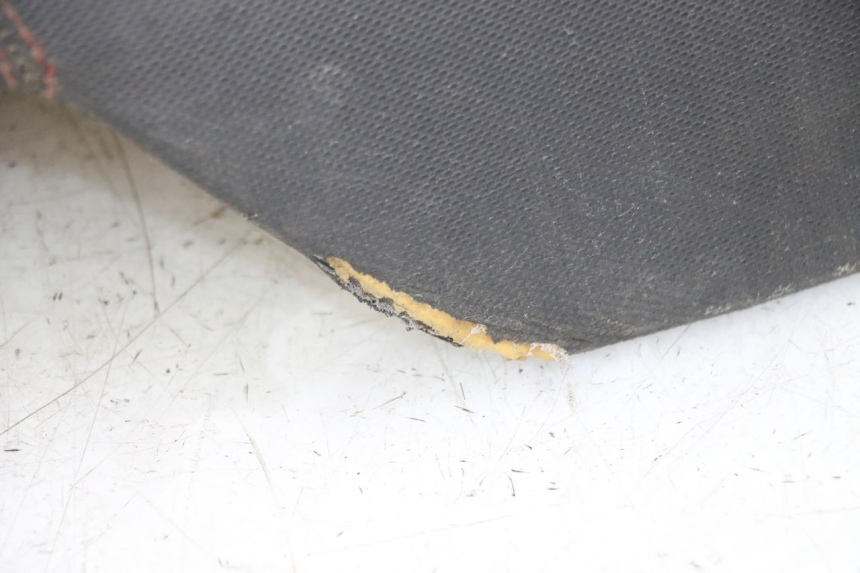 photo de SIEDZENIE PEUGEOT SPEEDFIGHT 3 AIR 50 (2009 - 2015) - Zbliżenie komponentów