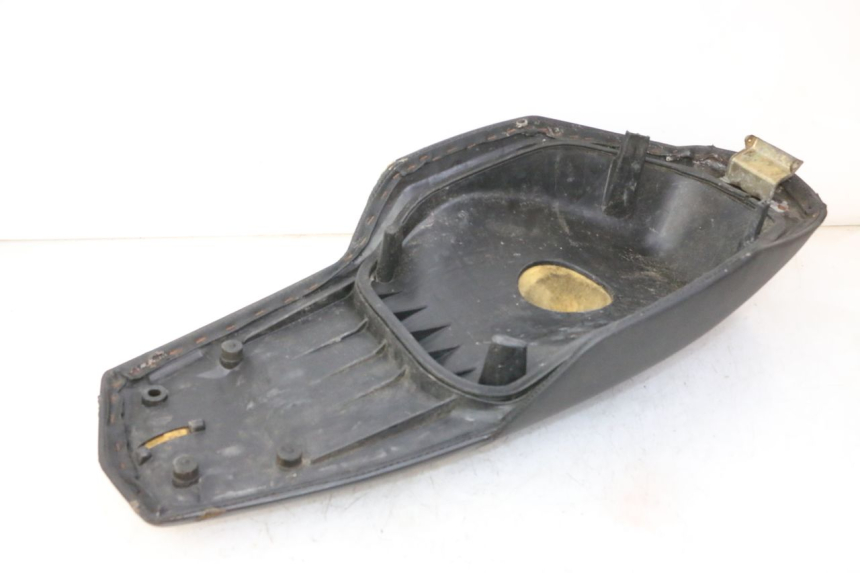 photo de SIEDZENIE PEUGEOT SPEEDFIGHT 3 AIR 50 (2009 - 2015) - Zbliżenie techniczne