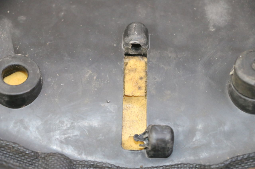 photo de SIEDZENIE PEUGEOT SPEEDFIGHT 3 AIR 50 (2009 - 2015) - Punkty mocowania