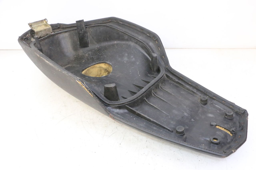 photo de SIEDZENIE PEUGEOT SPEEDFIGHT 3 AIR 50 (2009 - 2015) - Stan powierzchni