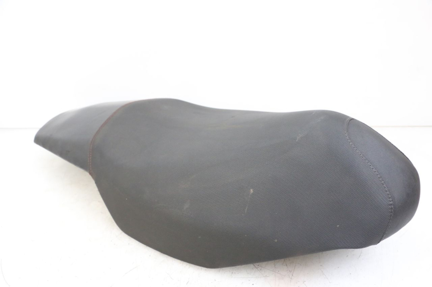 photo de SIEDZENIE PEUGEOT SPEEDFIGHT 4 2T 50 (2015 - 2019) - Widok z bliska