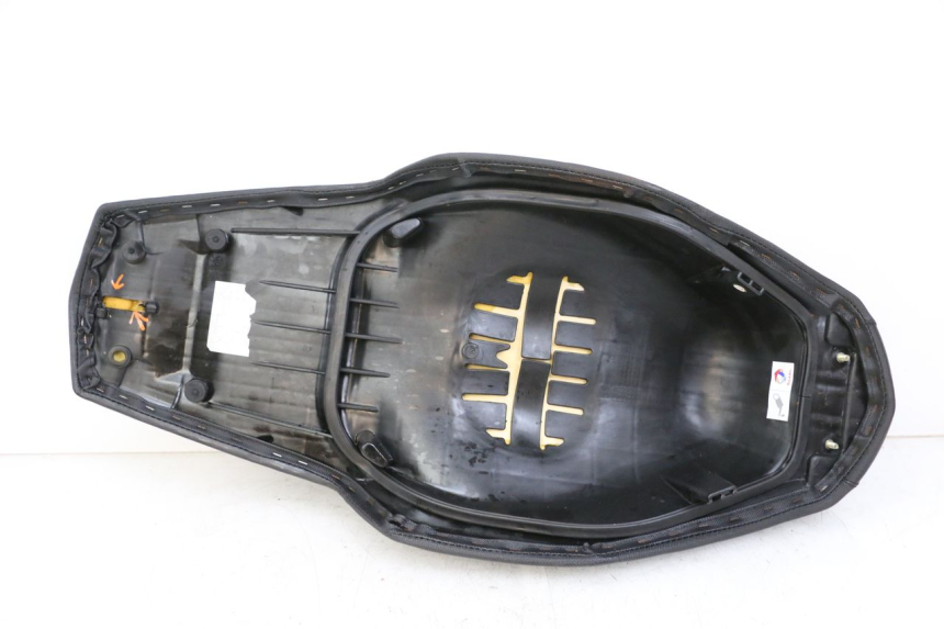 photo de SIEDZENIE PEUGEOT SPEEDFIGHT 4 2T 50 (2015 - 2019) - Inny kąt widzenia