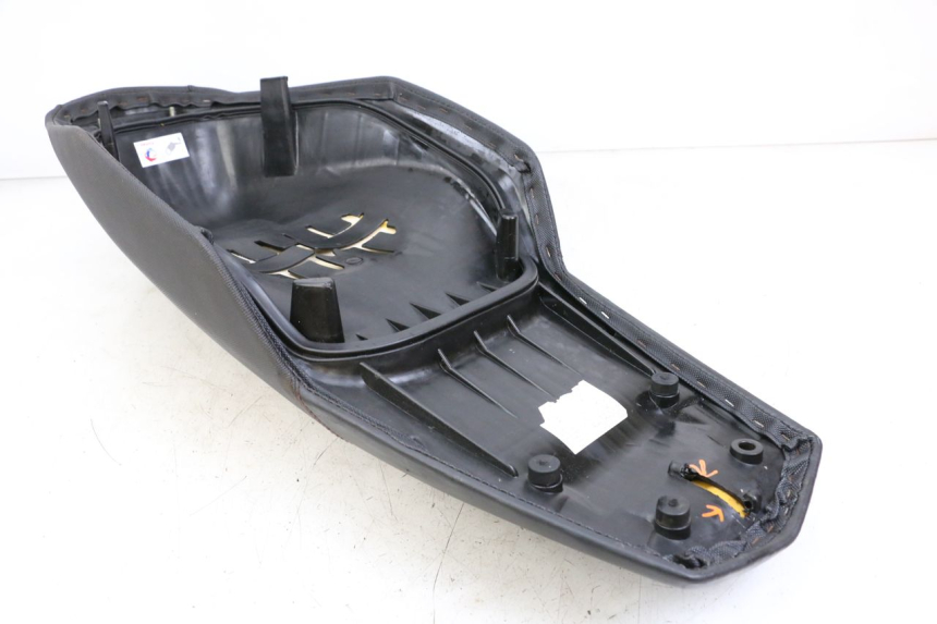 photo de SIEDZENIE PEUGEOT SPEEDFIGHT 4 2T 50 (2015 - 2019) - Stan powierzchni