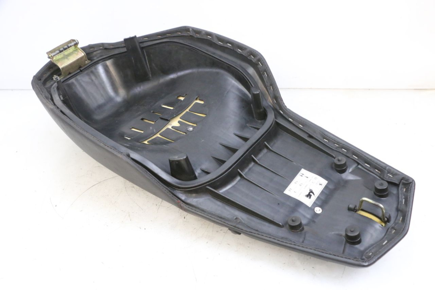 photo de SIEDZENIE PEUGEOT SPEEDFIGHT 4 4T EFI 50 (2021 - 2025) - Inny kąt widzenia