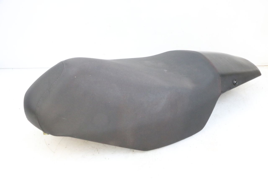 photo de SIEDZENIE PEUGEOT SPEEDFIGHT 4 4T EFI 50 (2021 - 2025) - Stan powierzchni