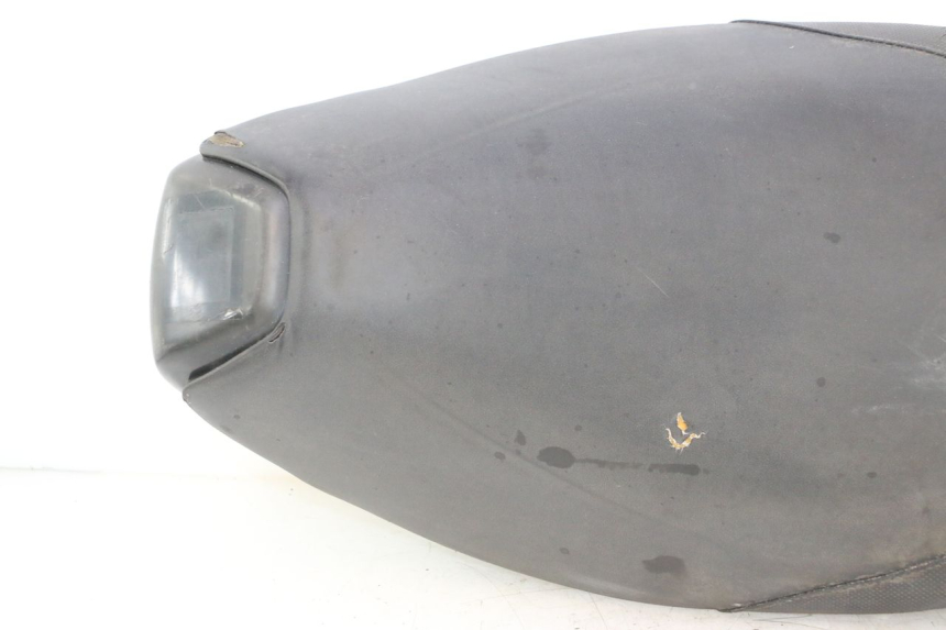 photo de SIEDZENIE PEUGEOT SPEEDFIGHT LC 50 (1996 - 2002) - Struktura - zbliżenie