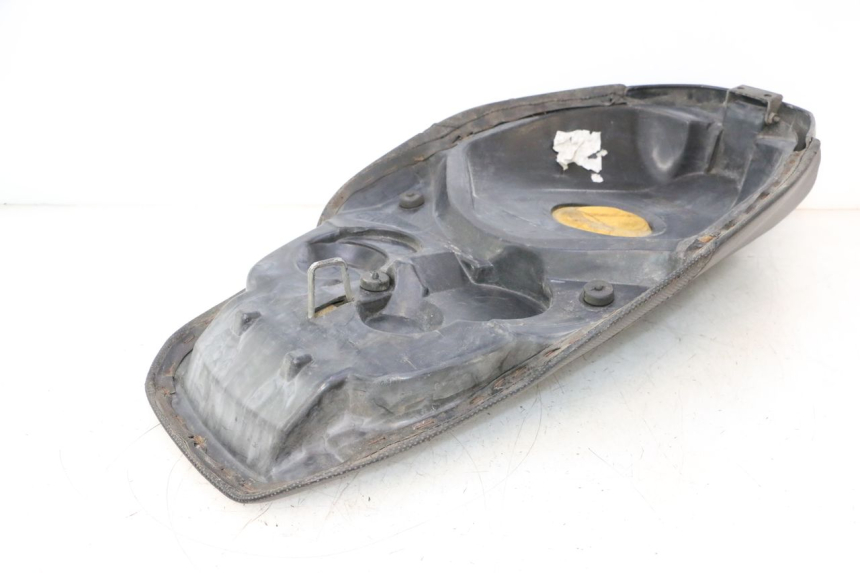 photo de SIEDZENIE PEUGEOT SPEEDFIGHT LC 50 (1996 - 2002) - Zbliżenie techniczne