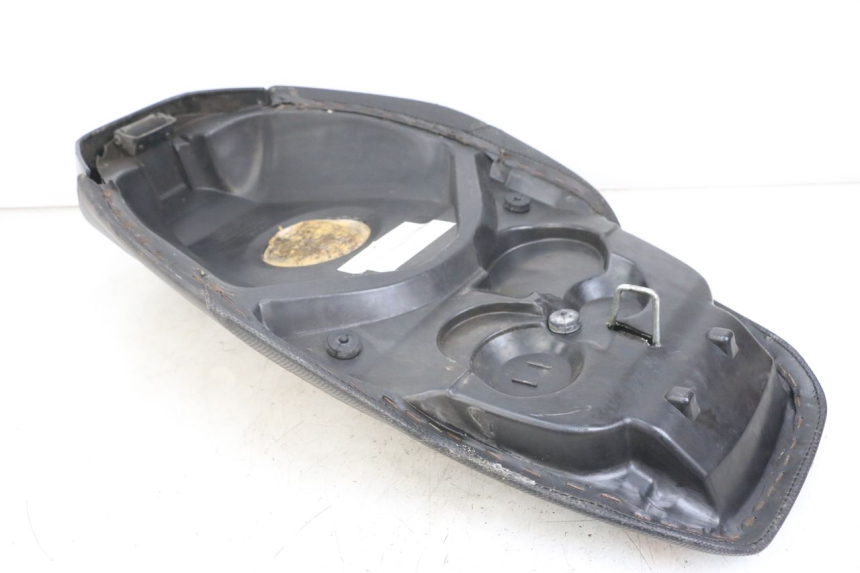 photo de SIEDZENIE PEUGEOT SPEEDFIGHT 100 (1997 - 2007) - Zbliżenie techniczne