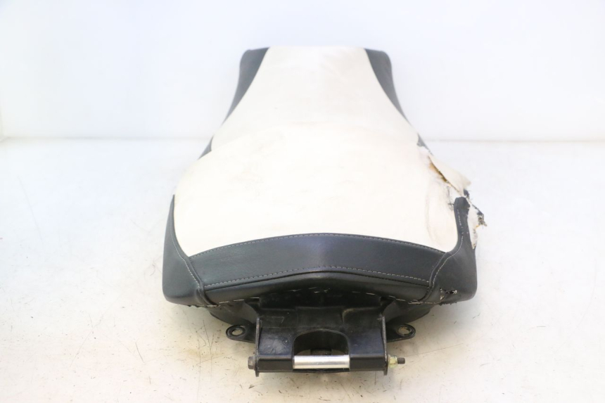 photo de SIODŁO CAN-AM SPYDER RS 1000 (2008 - 2012) - Struktura - zbliżenie