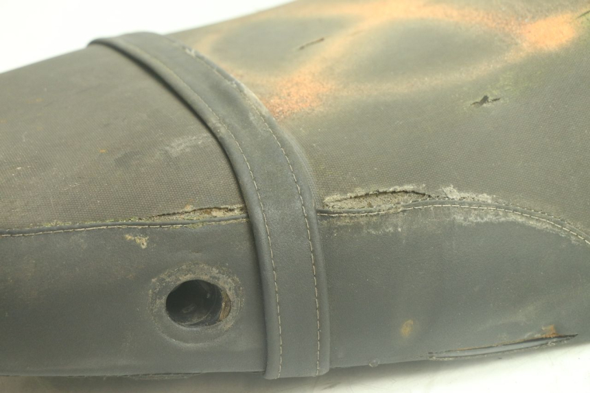 photo de SIEDZENIE GILERA STALKER 50 (2004 - 2014) - Zoom stanu zużycia