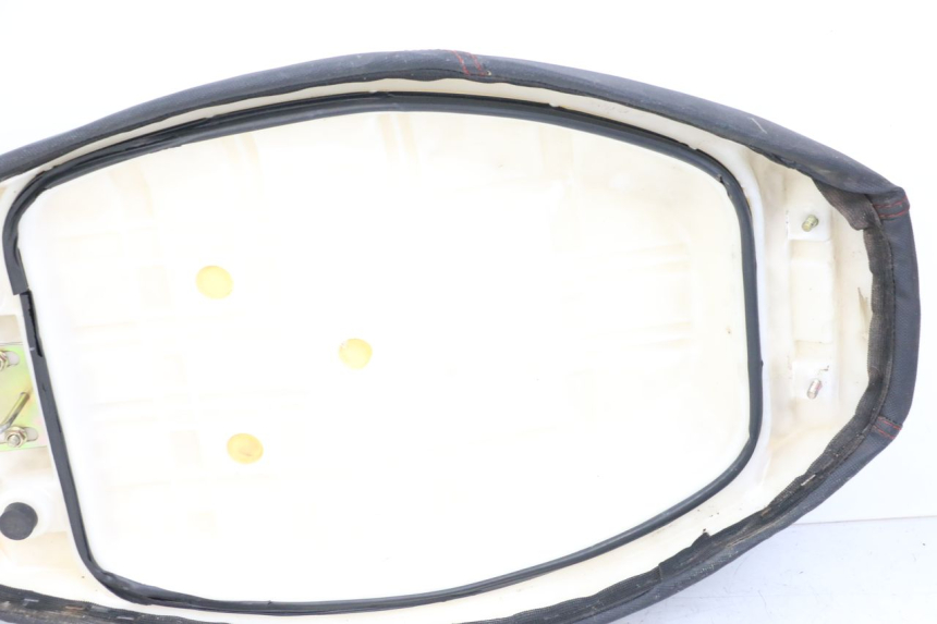 photo de SIEDZENIE VASTRO STREET X 4T 50 (2016 - 2021) - Oznaczenia i referencje