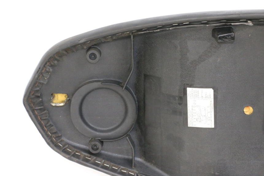 photo de SIEDZENIE PEUGEOT STREETZONE 2T 50 (2014 - 2019) - Oznaczenia i referencje