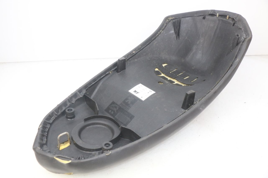 photo de SIEDZENIE PEUGEOT STREETZONE 4T 50 (2018 - 2023) - Punkty mocowania