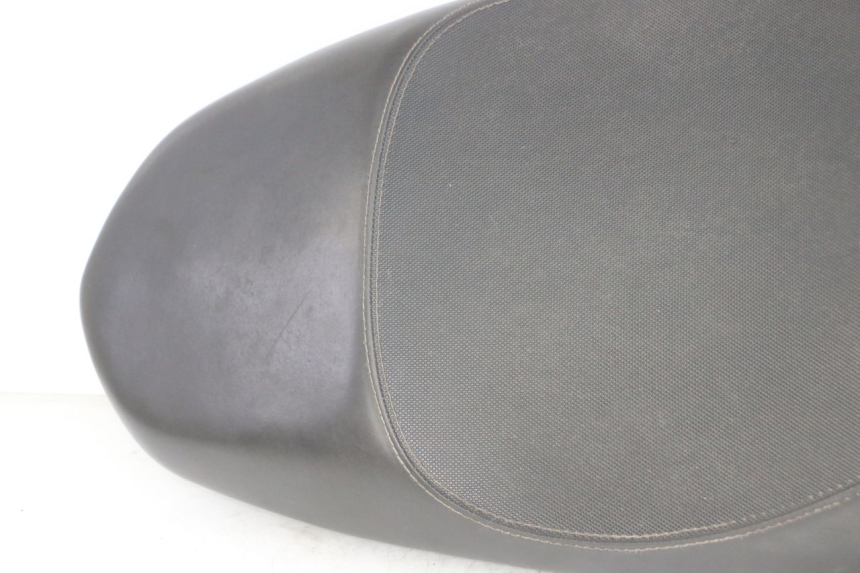 photo de SIEDZENIE PEUGEOT STREETZONE I 2T 50 (2018 - 2020) - Alternatywny kąt