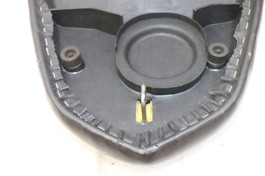 photo de SIEDZENIE PEUGEOT STREETZONE I 2T 50 (2018 - 2020) - Zbliżenie techniczne