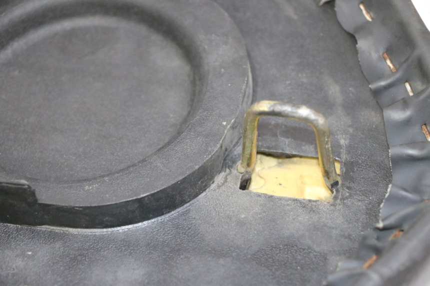 photo de SIEDZENIE PEUGEOT STREETZONE I NAKED 2T 50 (2018 - 2020) - Szczegół części