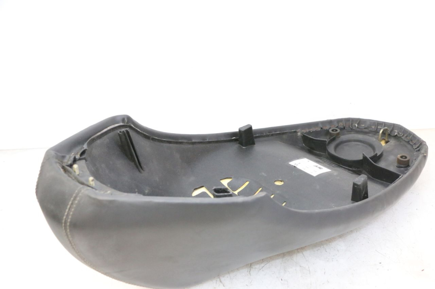 photo de SIEDZENIE PEUGEOT STREETZONE I NAKED 2T 50 (2018 - 2020) - Zbliżenie techniczne