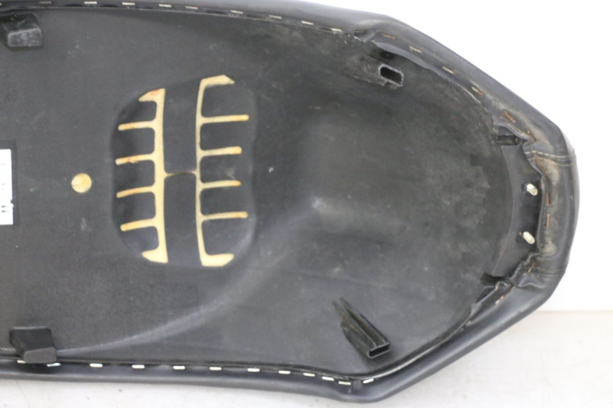 photo de SIEDZENIE PEUGEOT STREETZONE I NAKED 2T 50 (2018 - 2020) - Oznaczenia i referencje