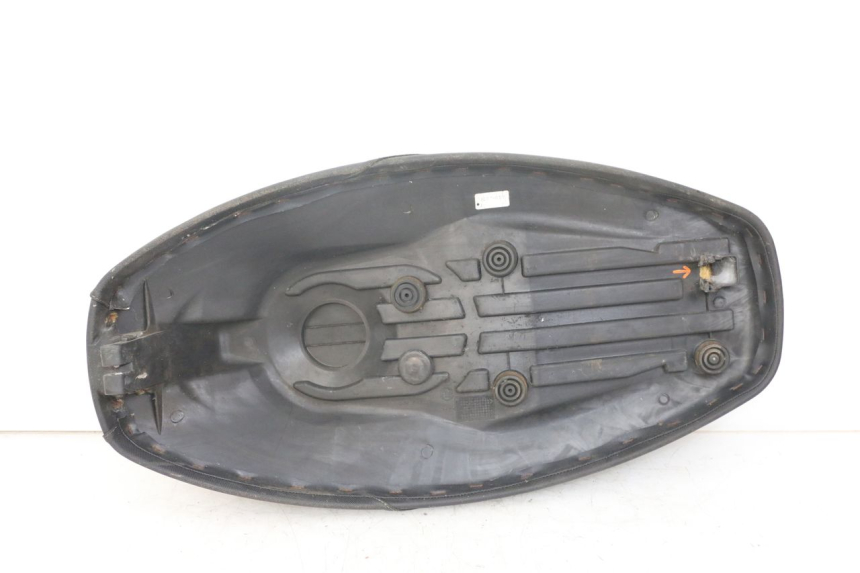 photo de SIEDZENIE MBK STUNT NAKED 50 (2004 - 2018) - Alternatywny kąt