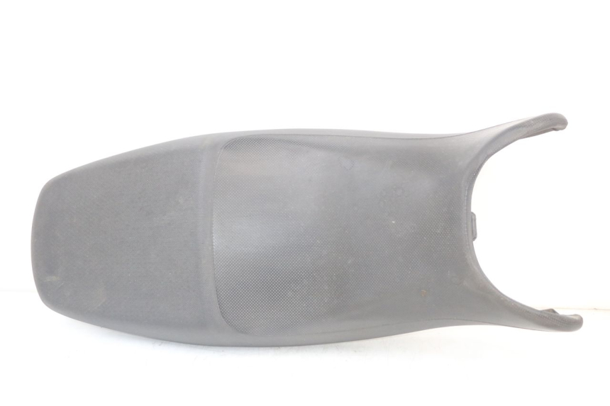 photo de SIEDZENIE SUZUKI GS F 500 (2004 - 2007) - Szczegół części