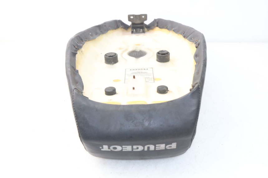 photo de SIEDZENIE PEUGEOT SX 80 (1986 - 1995) - Widok z bliska