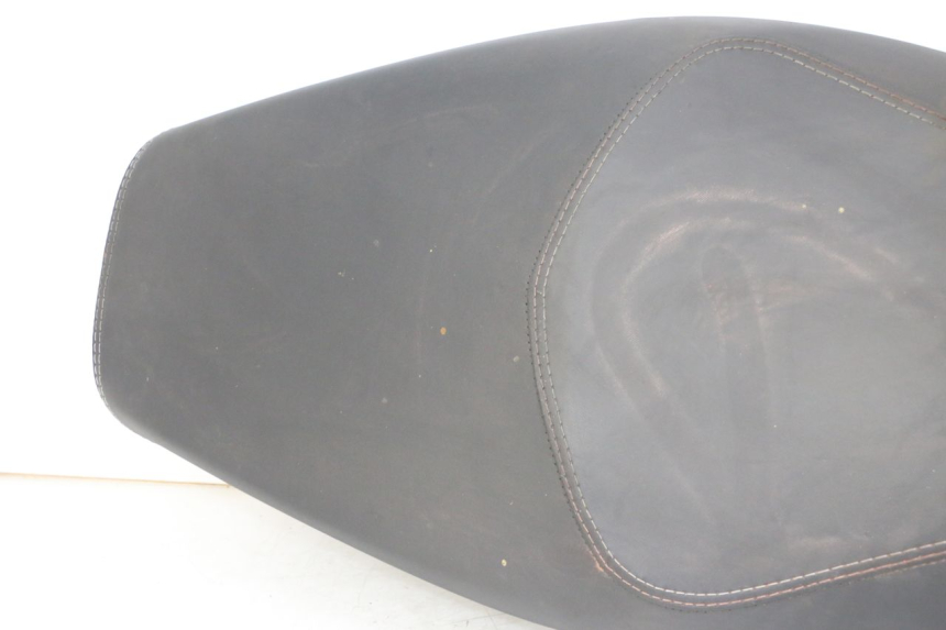 photo de SIEDZENIE APRILIA SXR 50 (2021 - 2023) - Szczegół części