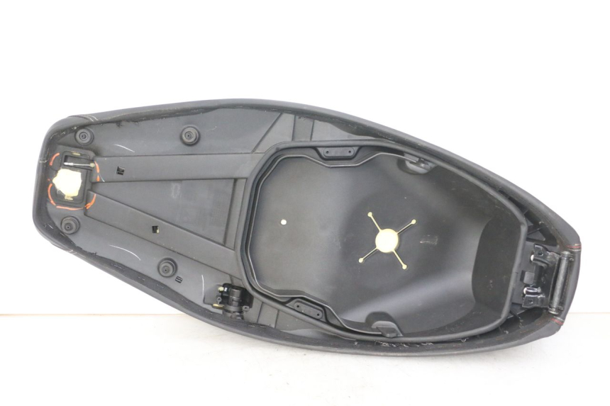 photo de SIEDZENIE APRILIA SXR 50 (2021 - 2023) - Widok profilu