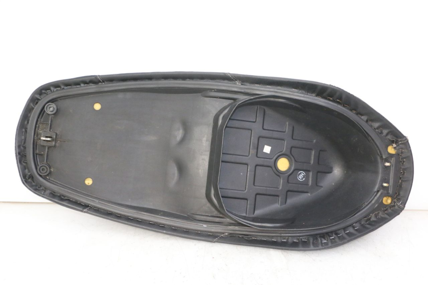 photo de SIEDZENIE SYM JET 14 4T 50 (2018 - 2022) - Widok z bliska