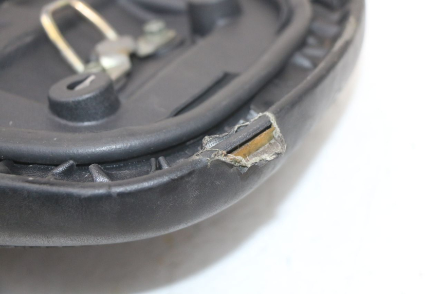 photo de SIEDZENIE SYM ORBIT III 3 4T 50 (2018 - 2021) - Szczegóły charakterystyczne