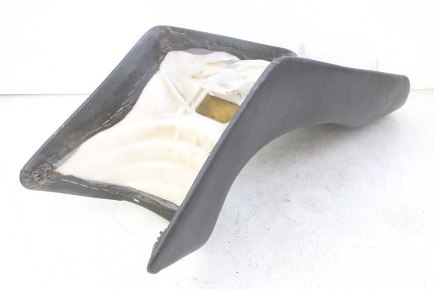 photo de SIEDZENIE YAMAHA TDR DELTABOX 125 (1997 - 2003) - Zbliżenie techniczne