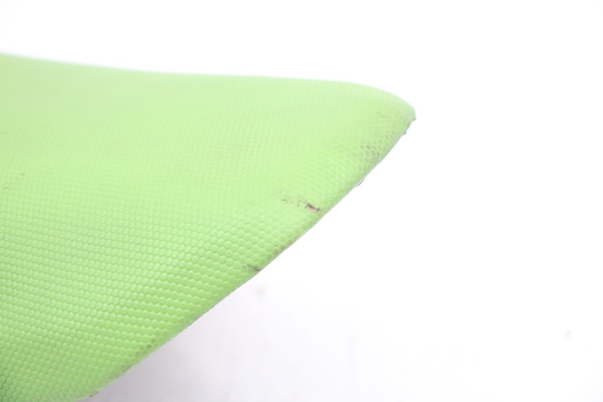 photo de SIEDZENIE SMALL MX THUNDER 250 - Zbliżenie techniczne