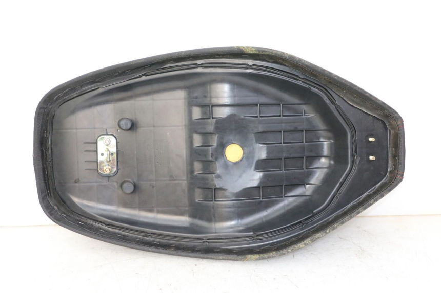 photo de SIEDZENIE TNT MOTOR BOSTON 4T 50 (2018 - 2025) - Zoom jakości