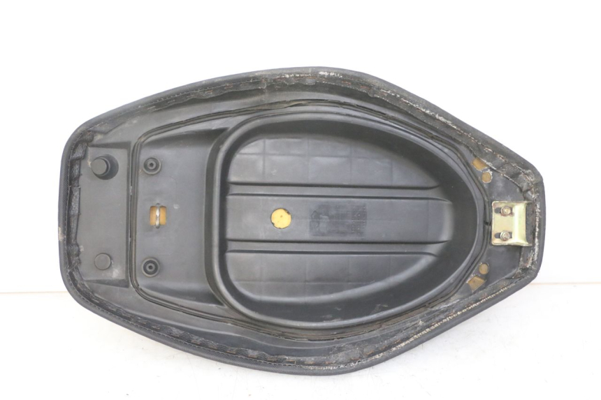 photo de SIEDZENIE TNT MOTOR ROMA 10' 4T 50 (2019 - 2022) - Widok ogólny