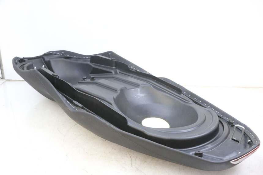 photo de SIEDZENIE YAMAHA TRICITY 300 (2020 - 2024) - Widok produktu