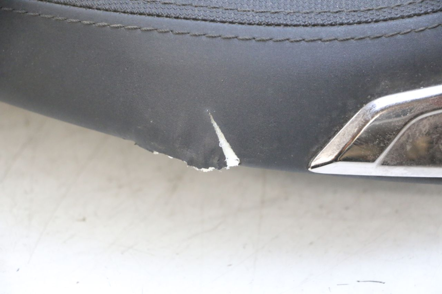 photo de SIEDZENIE YAMAHA TRICITY 300 (2020 - 2024) - Zoom stanu zużycia