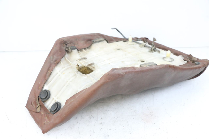 photo de SIEDZENIE HONDA TRX 300 (1988 - 2000) - Zoom stanu zużycia