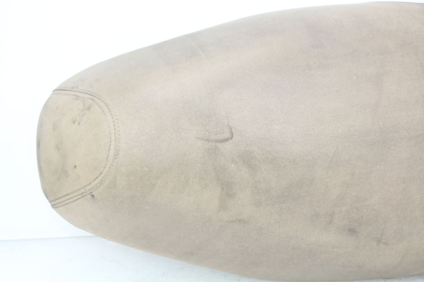 photo de SIEDZENIE PEUGEOT TWEET 4T 50 (2010 - 2014) - Widok z bliska