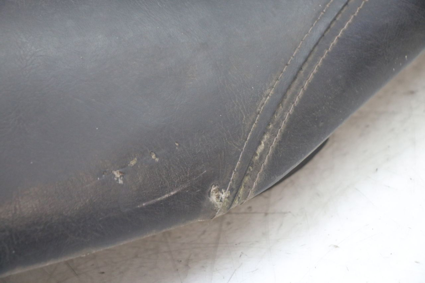 photo de SIEDZENIE PEUGEOT TWEET 4T 50 (2014 - 2019) - Punkty mocowania