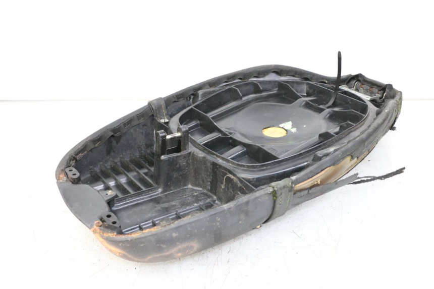 photo de SIEDZENIE PIAGGIO TYPHOON 50 (2000 - 2009) - Inny kąt widzenia