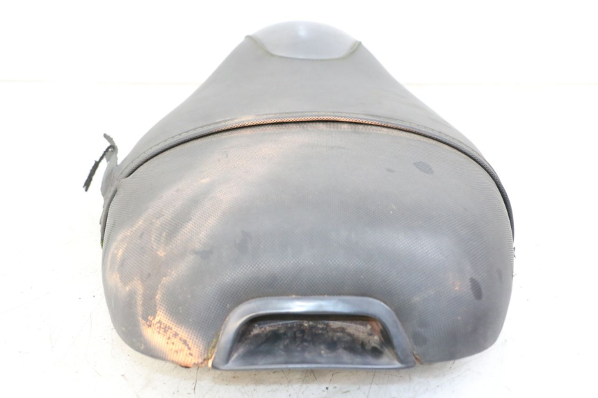 photo de SIEDZENIE PIAGGIO TYPHOON 50 (2000 - 2009) - Punkty mocowania