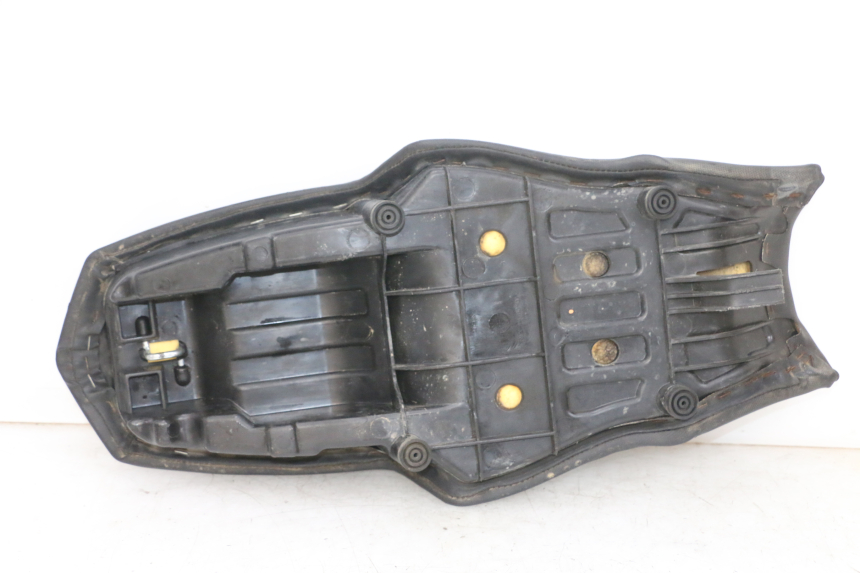 photo de SIEDZENIE YAMAHA TZR 50 (2008 - 2016) - Zbliżenie komponentów