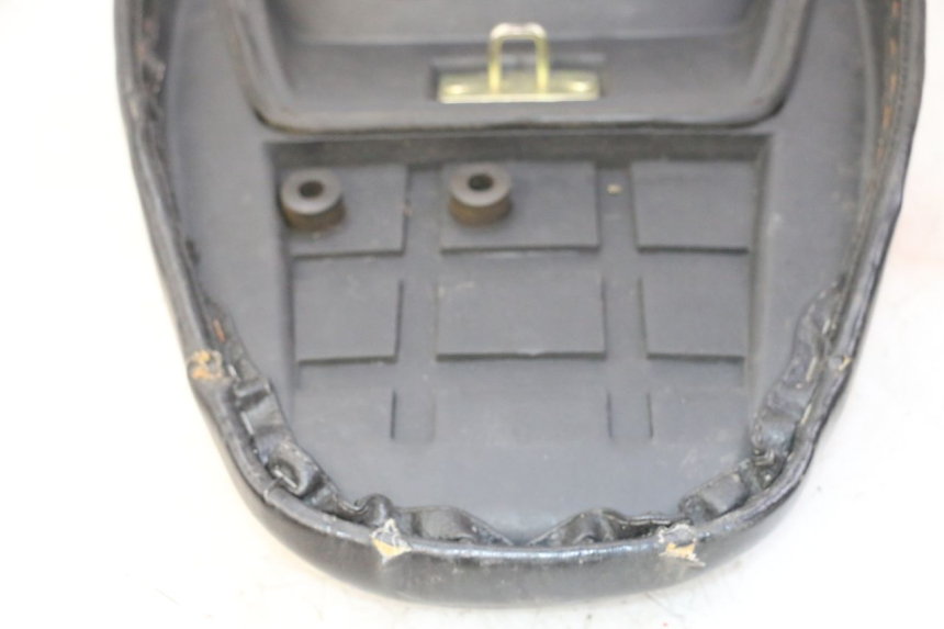 photo de SIEDZENIE PEUGEOT V-CLIC VCLIC 50 (2007 - 2013) - Oznaczenia i referencje