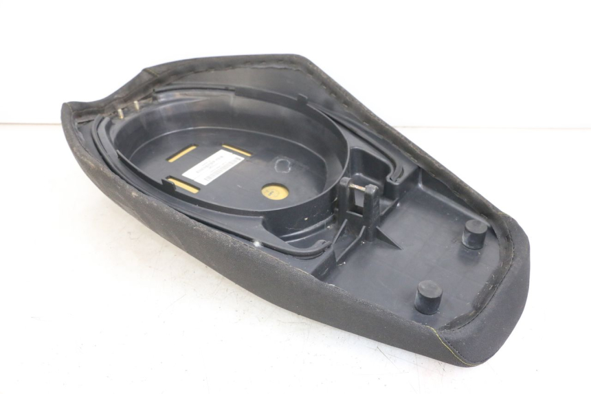 photo de SIEDZENIE BEELINE VELOCE 4T 50 (2011 - 2020) - Stan powierzchni