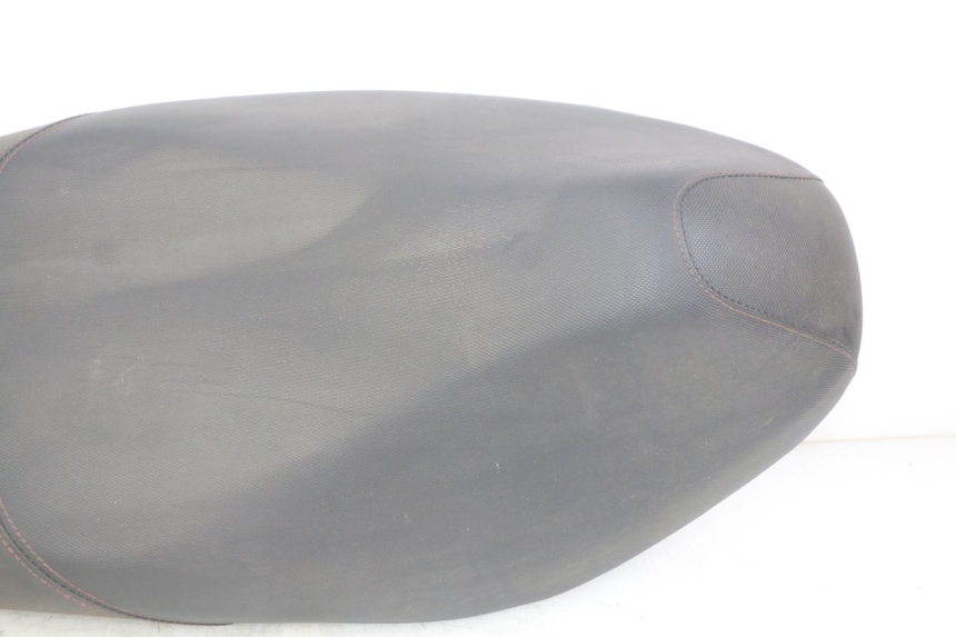 photo de SIEDZENIE HONDA VISION NSC R 50 (2013 - 2015) - Widok z bliska