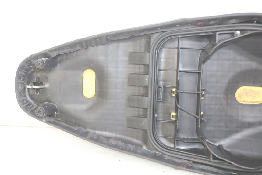 photo de SIEDZENIE HONDA VISION NSC R 50 (2013 - 2015) - Oznaczenia i referencje