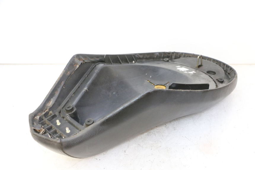 photo de SIEDZENIE PEUGEOT VIVACITY NEW 2T 50 (2008 - 2017) - Szczegół części