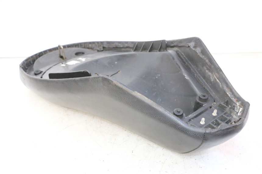 photo de SIEDZENIE PEUGEOT VIVACITY NEW 2T 50 (2008 - 2017) - Zoom stanu zużycia