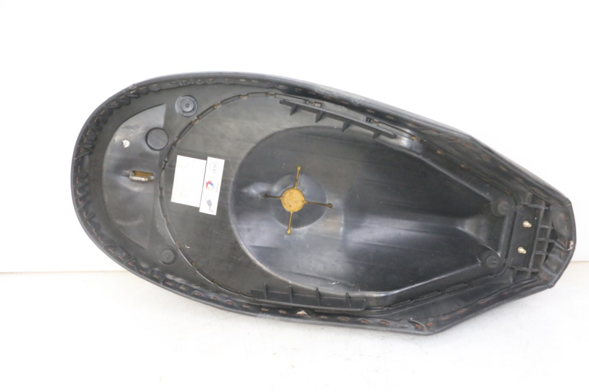 photo de SIEDZENIE PEUGEOT VIVACITY NEW 4T 50 (2008 - 2017) - Zoom jakości